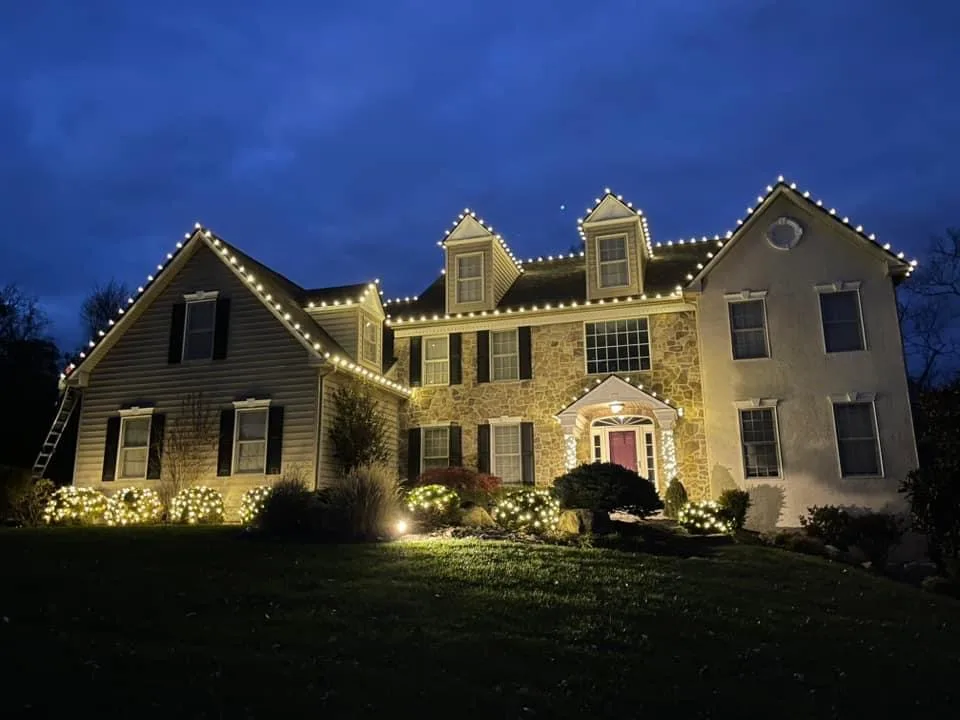 Elegant Conejo Valley venue glowing with warm-white event lighting installed by Bee Merry